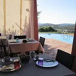 Del Poggio Bed & Breakfast *