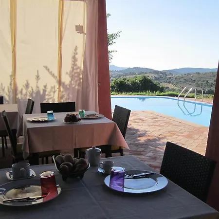 Del Poggio Bed & Breakfast *